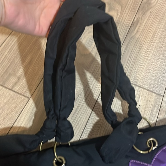 Vera Wang Tote Bag - Picture 3 of 8